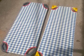 Giường lưới mầm non kẻ ô vuông